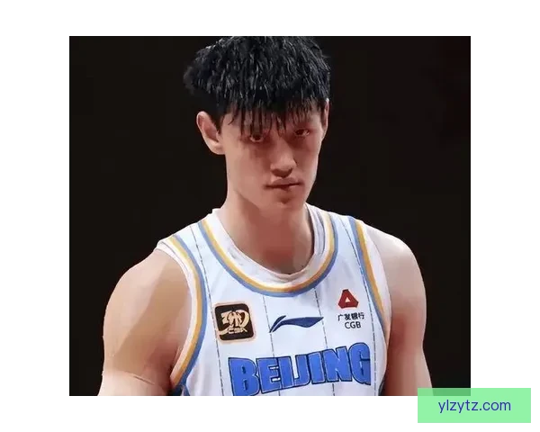 张镇麟关键三分力压曾凡博低迷